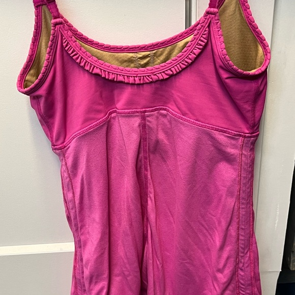 Lululemon size 6 hot pink tank with built in bra - Picture 2 of 3